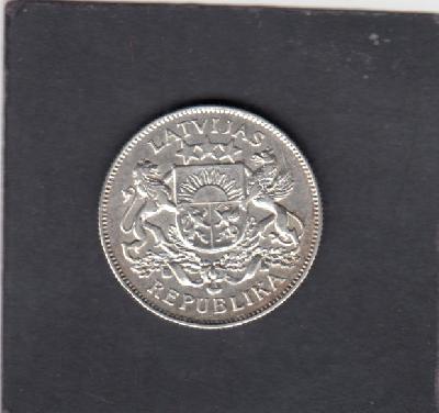 Beschrijving: 2 Lati 